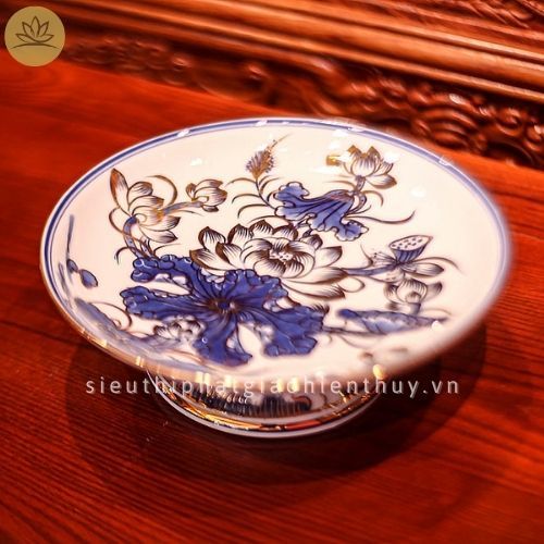 2_73bf6ea029c040339bdddced5bda1122_grande Mẫu mâm bồng sứ Bát Tràng sen dát vàng