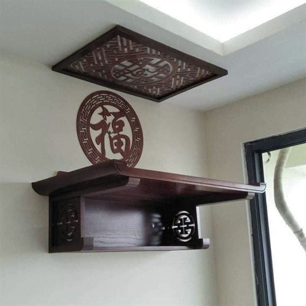 7ea7e2fd3dfa4e938ac52d0ad53af660_55be19e780d041369d59a3f2365aab5f_grande-3 Mẫu bàn thờ gỗ đẹp treo tường