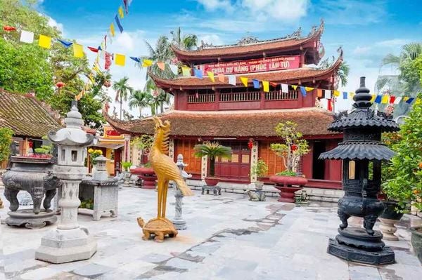 cac-chua-hai-phong_f12ea21fa1524a70a454168464aef522_grande cac-chua-hai-phong-noi-tieng-chua-hang
