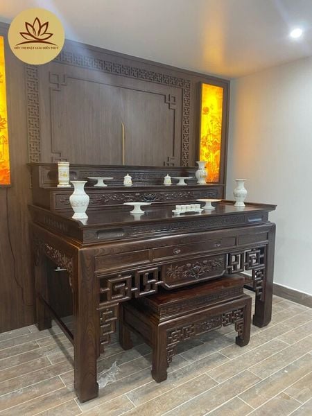 dau-nam-co-nen-thay-ban-tho-khong-1_bba2f3f1733248b5bdd280855bc42f44_grande Sản phẩm bàn thờ của Hiền Thủy