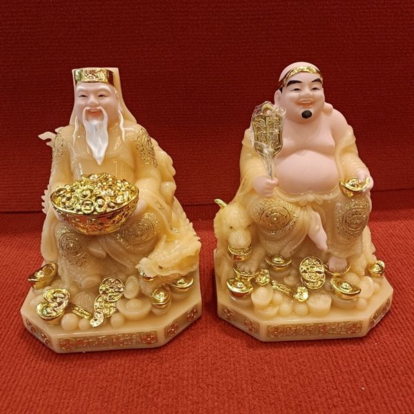 ff7dba58e6824ea993e32d418a01394f_f889c523f53448d29bb50b3c90f49532_grande mẫu tượng tài địa đẹp