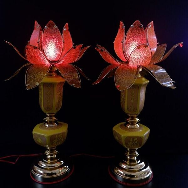 mau-den-tho-dep_-1_b500bd389290434c8d16c1101c08428d_grande mau-den-tho--dep-bang-dien-thuy-tinh