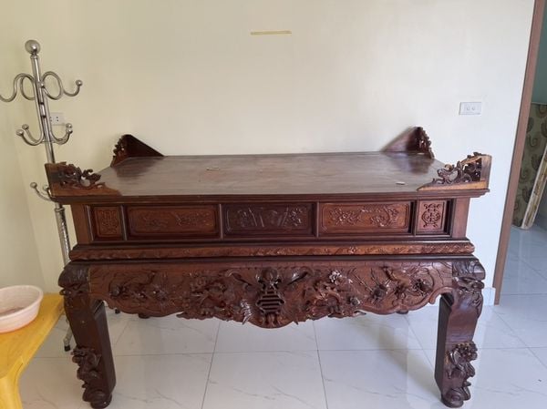 xu-ly-ban-tho-cu__1__f57c2540573d4a848eb33d49fcd534a2_grande thanh-ly-ban-tho-cu-la-cach-duoc-nhieu-gia-dinh-lua-chon-hien-nay