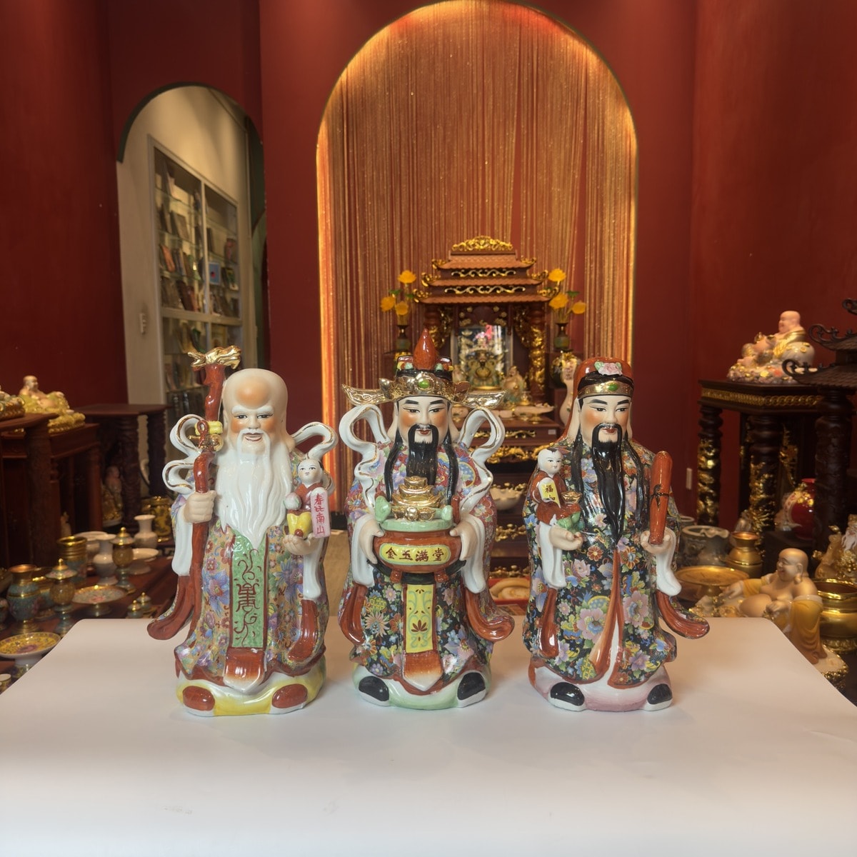 Mẫu Tượng tài địa giá rẻ sơn vẽ thủ công tinh xảo